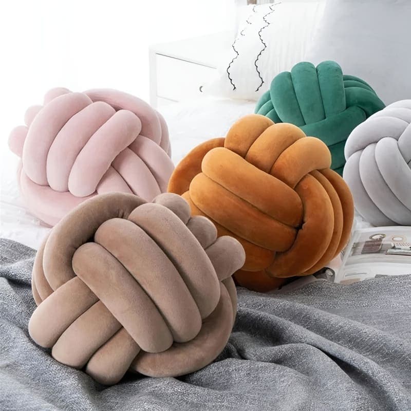 Geflochtenes Knotenkissen | Meine Bettschlange